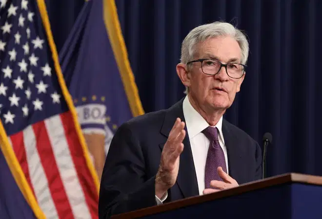 Fed kẹt giữa lạm phát và dầu lửa: Bitcoin đối mặt rung lắc mạnh