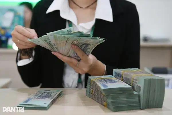 Chính phủ chỉ đạo Ngân hàng Nhà nước tăng thanh khoản cho hệ thống