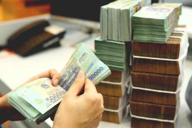 Lãi suất liên ngân hàng hạ nhiệt sau can thiệp USD/VND của NHNN
