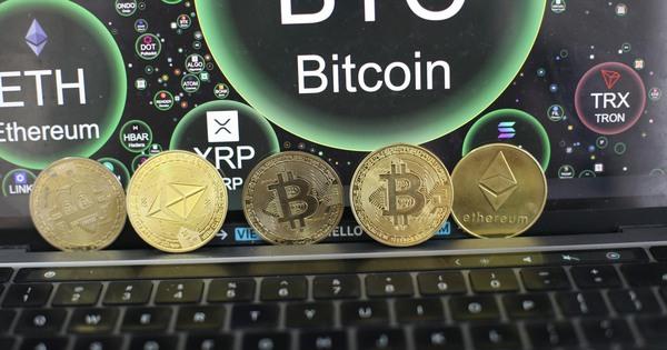 Bitcoin vượt mốc 67.000 USD sau động thái gom hàng từ MicroStrategy